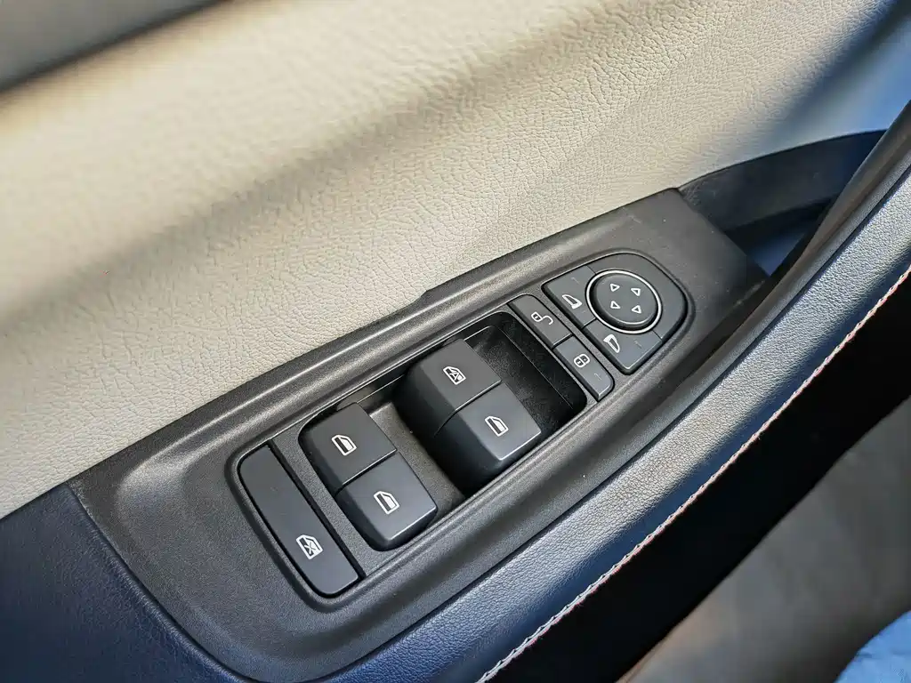 BYD Qin PLUS 2021 — фото 10