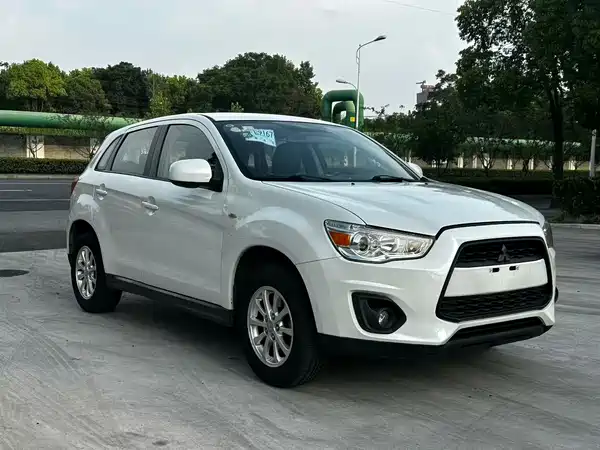 Mitsubishi Jinxuan ASX 2015