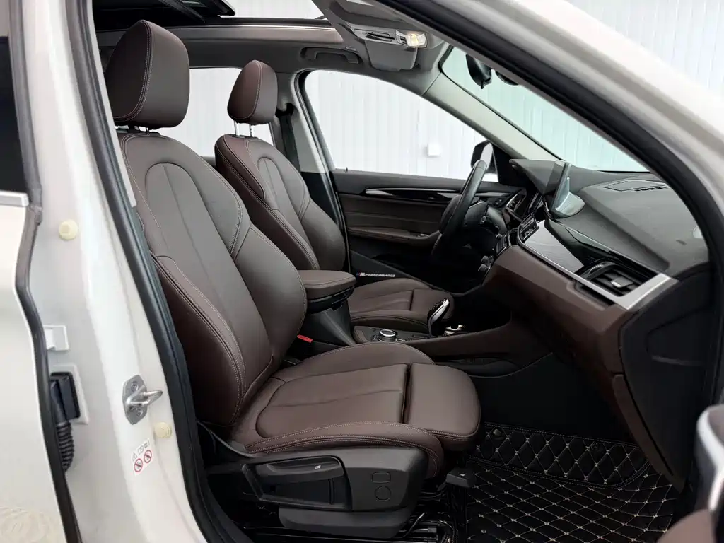BMW X1 2021 — фото 17