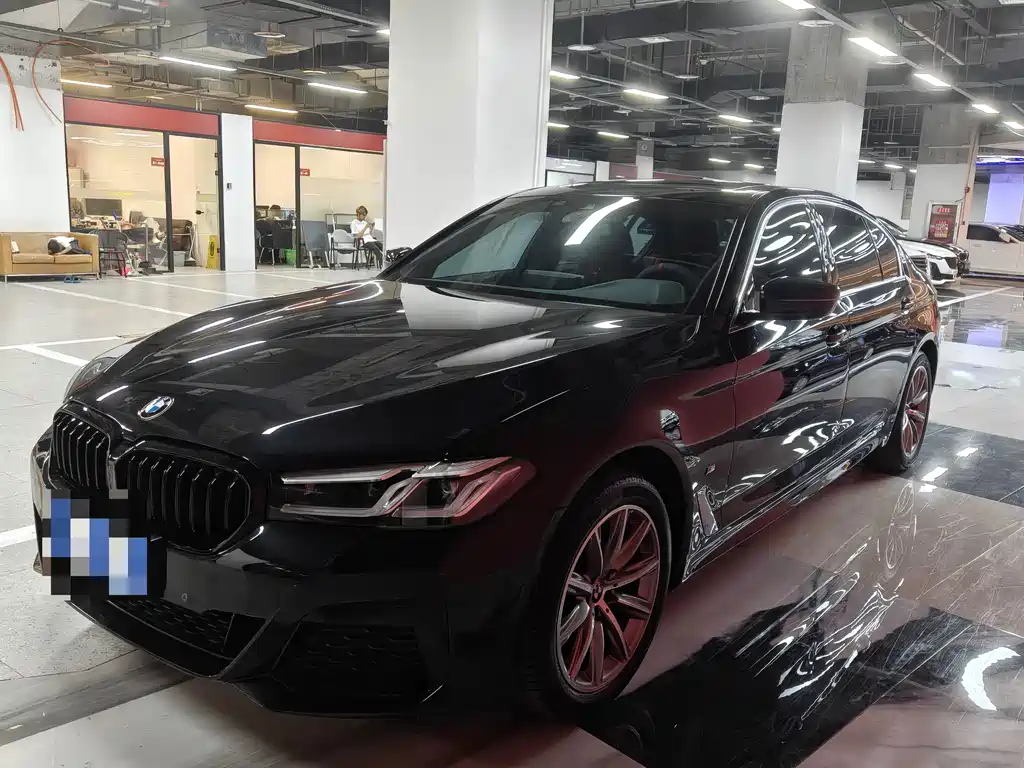 BMW 5 Series 2023