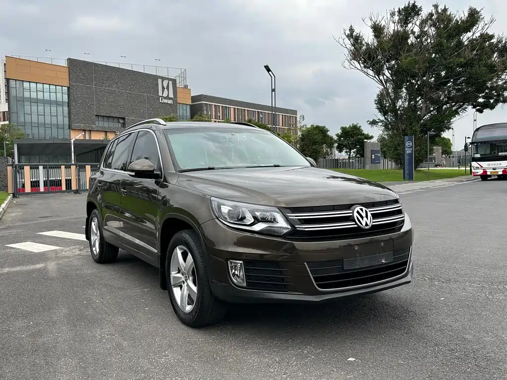 Volkswagen Tiguan 2014 — фото 3