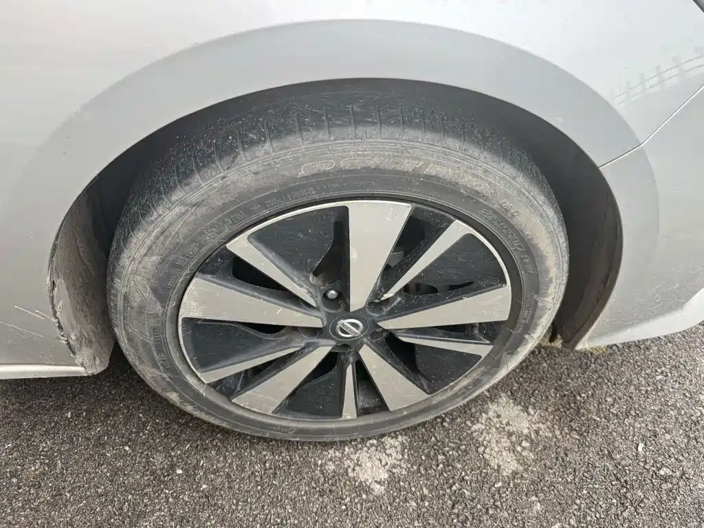 Nissan Teana 2021