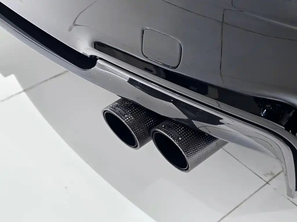 BMW 1 Series M 2012 — фото 10