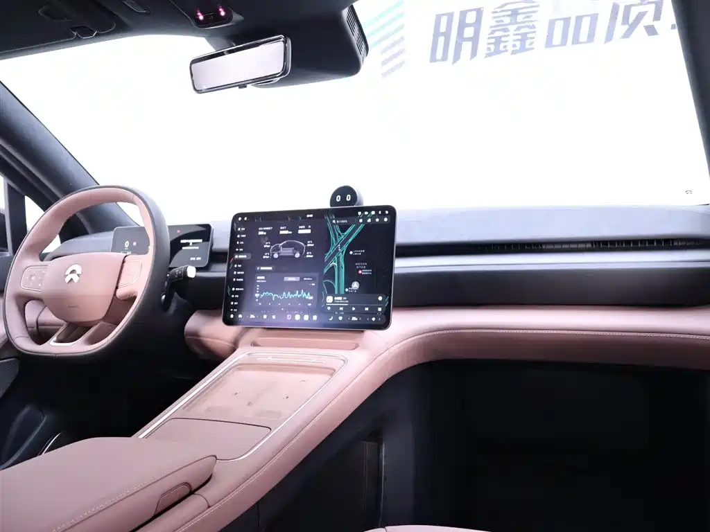 NIO EC6 2025 — фото 20