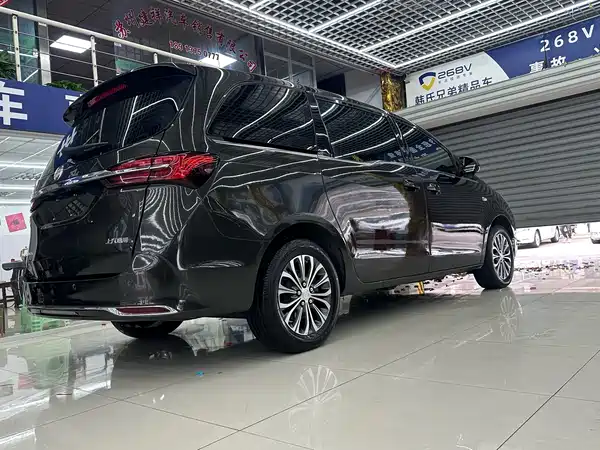 Buick GL8 2022