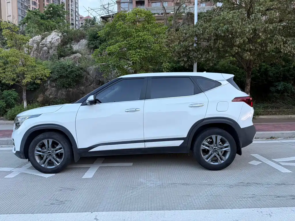 Kia KX3 2021