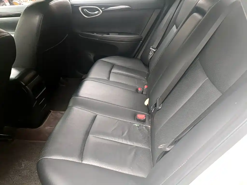 Nissan Sylphy 2018 — фото 17