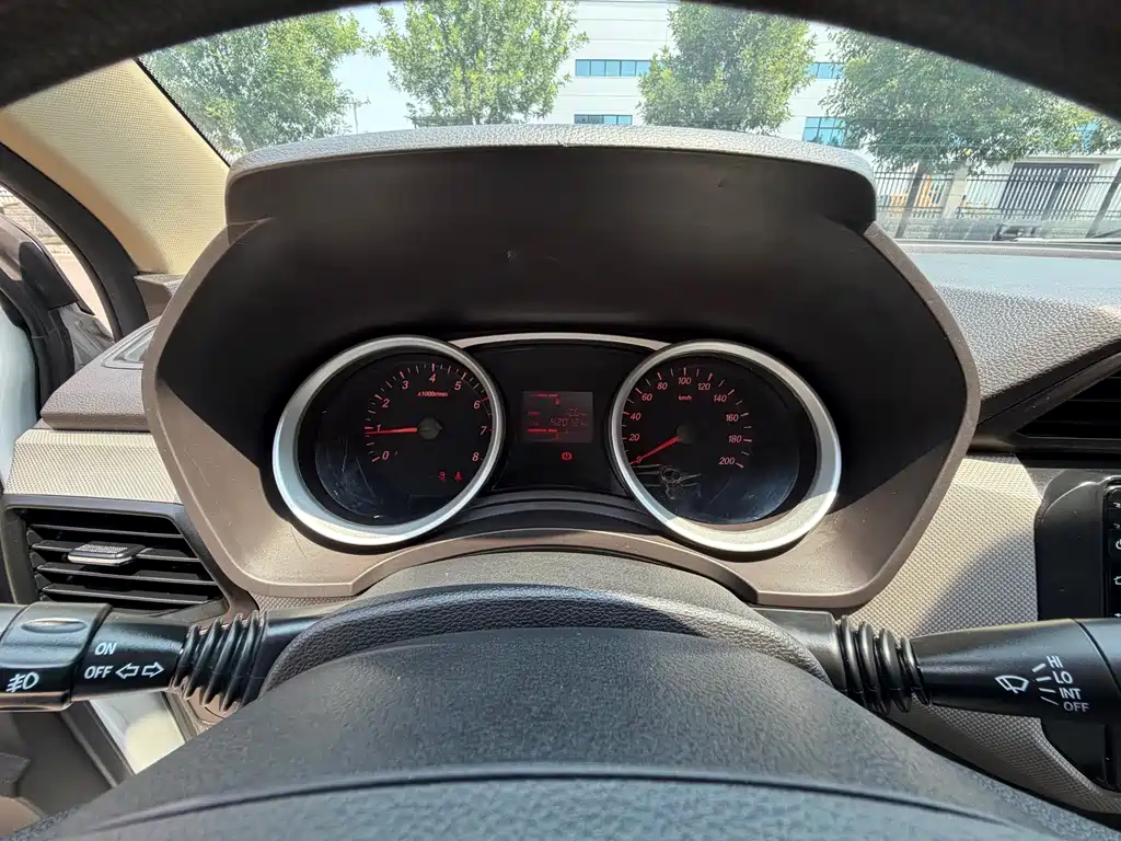 Wuling Hongguang 2023