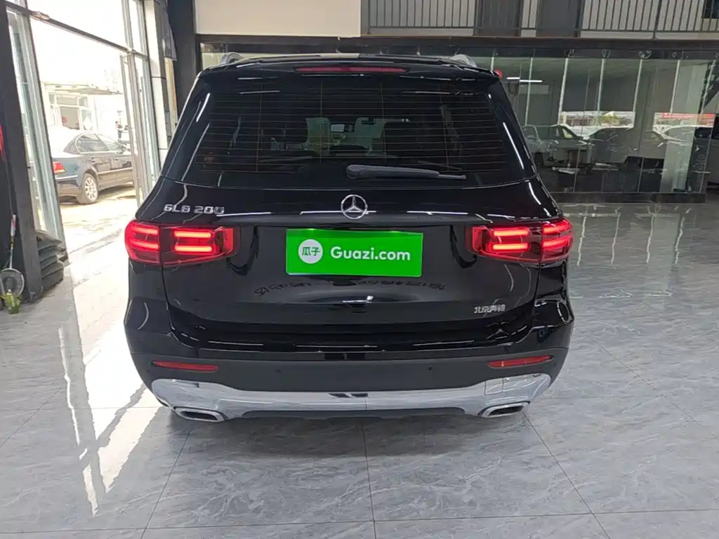 Mercedes-Benz GLB 2024