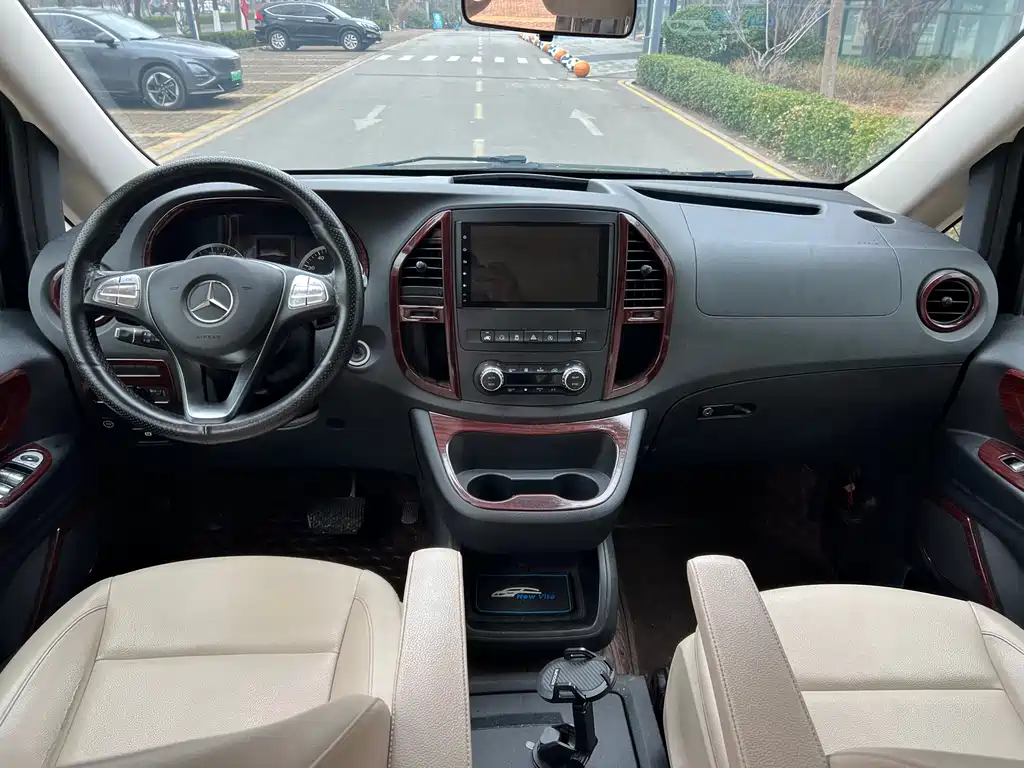 Mercedes-Benz Vito 2018 — фото 6