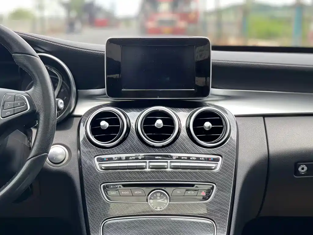 Mercedes-Benz C-Class 2018 — фото 22
