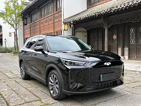 Chery Fengyun T9 2025