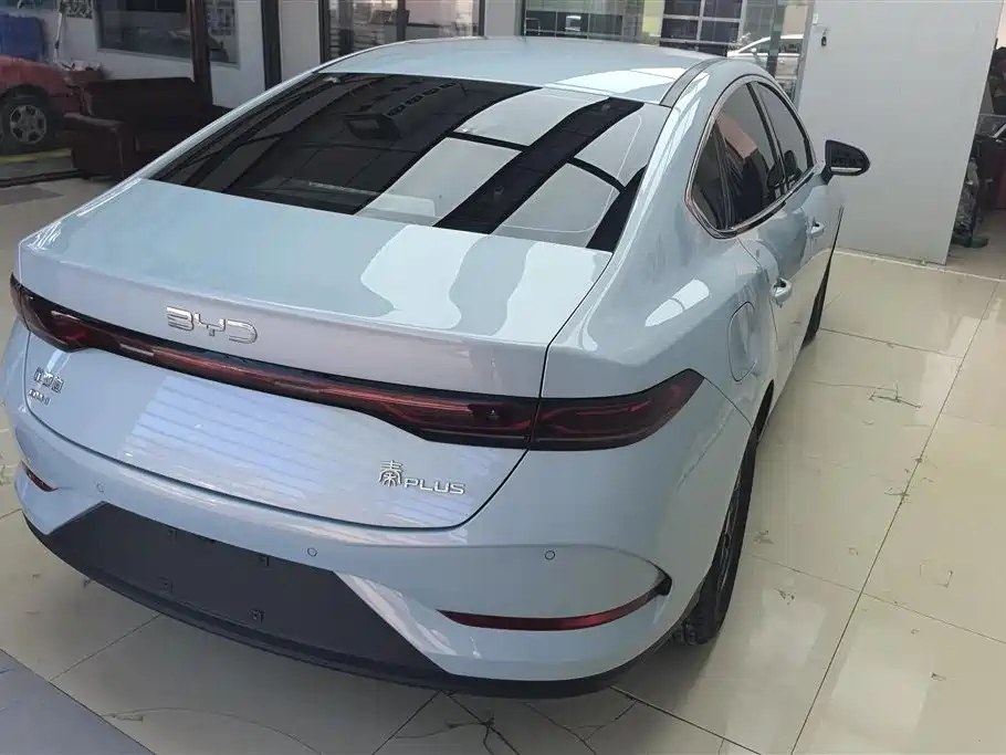BYD Qin PLUS 2025 — фото 3