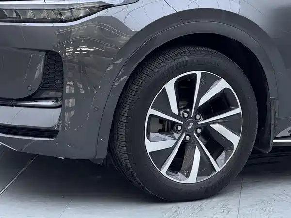 Li Auto ONE 2021