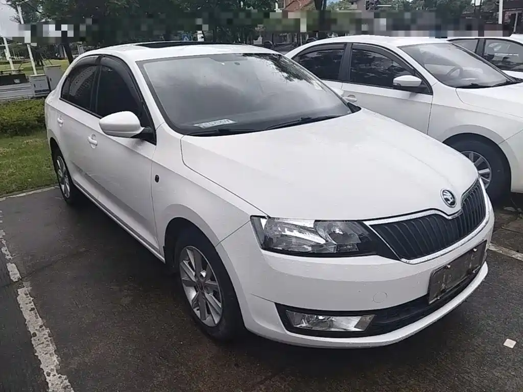Skoda Rapid 2016 — фото 4