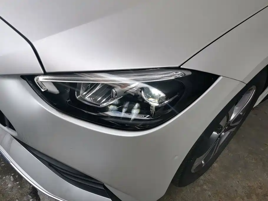 Mercedes-Benz C-Class 2022