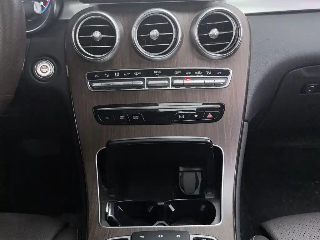 Mercedes-Benz GLC 2021 — фото 15