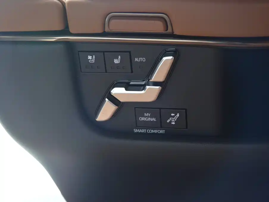 Toyota Alphard 2025 — фото 14