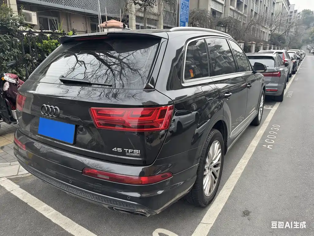 Audi Q7 2016 — фото 2