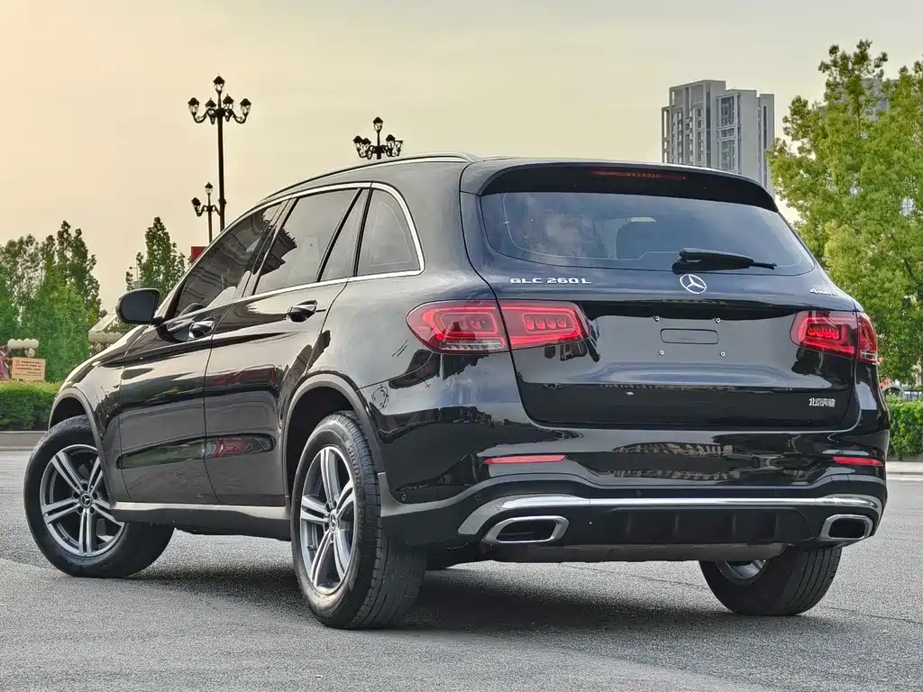 Mercedes-Benz GLC 2020 — фото 11
