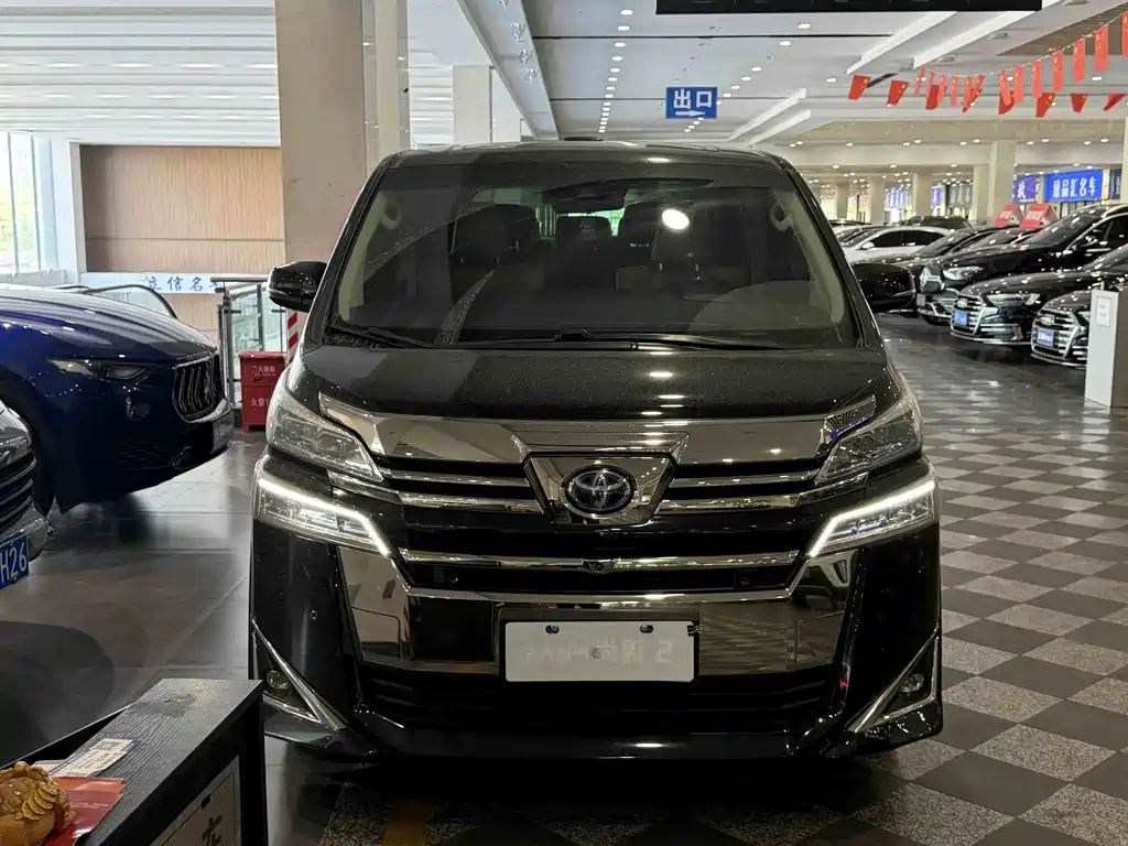 Toyota Vellfire 2021 — фото 2