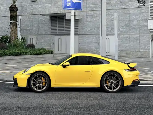 Porsche 911 2021