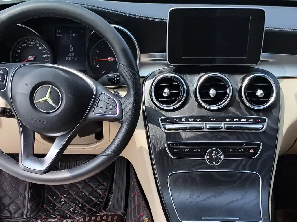 Mercedes-Benz C-Class 2015 — фото 10