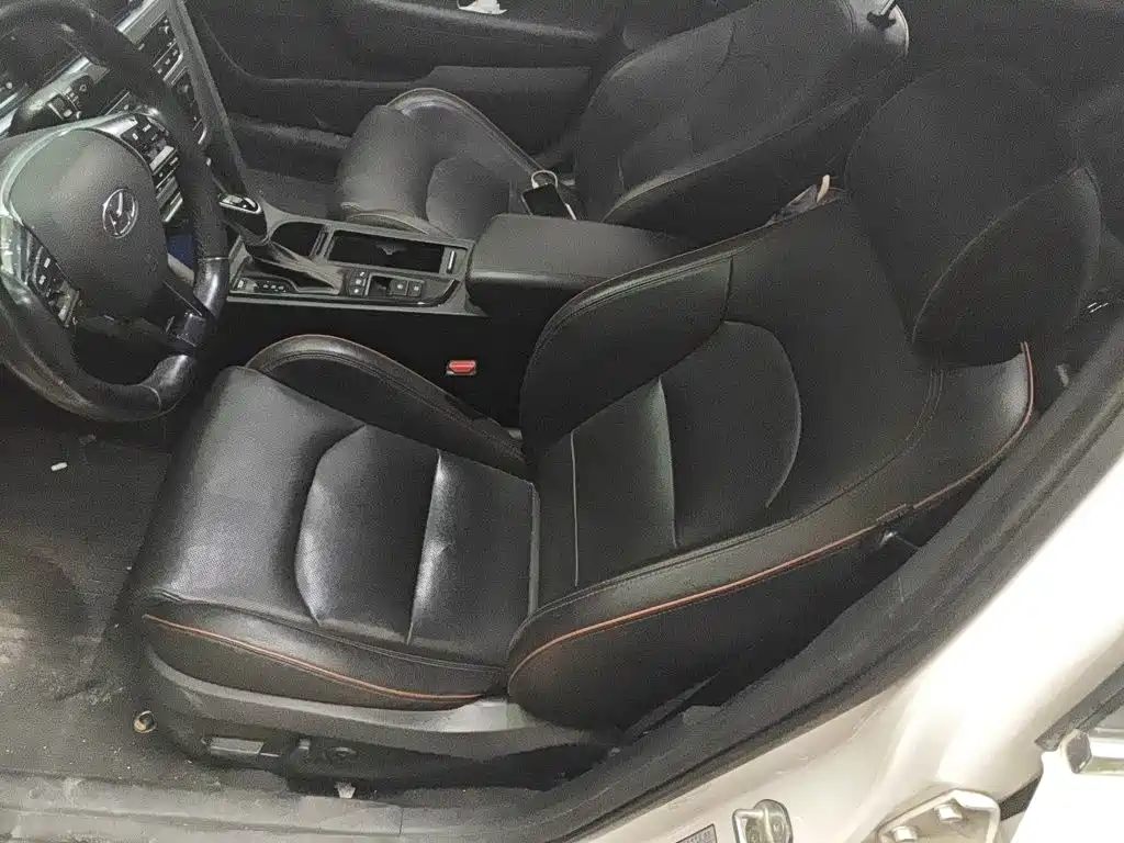 Hyundai Sonata 2016 — фото 14