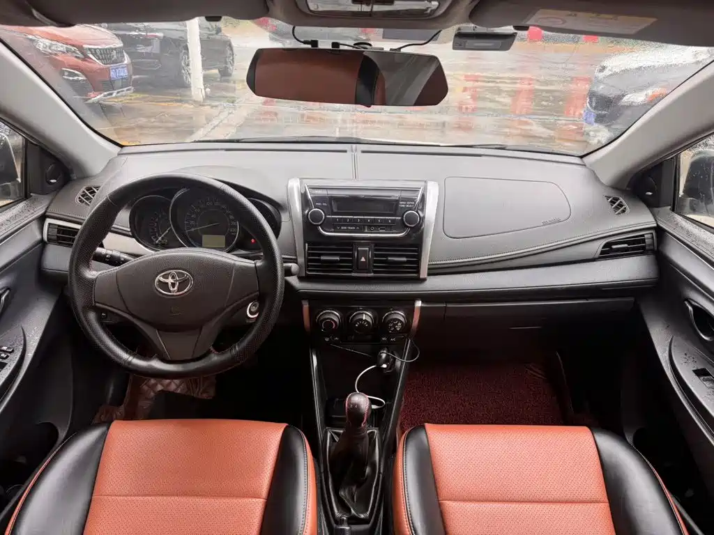Toyota Vios 2015