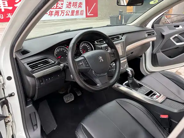 Peugeot 408 2016