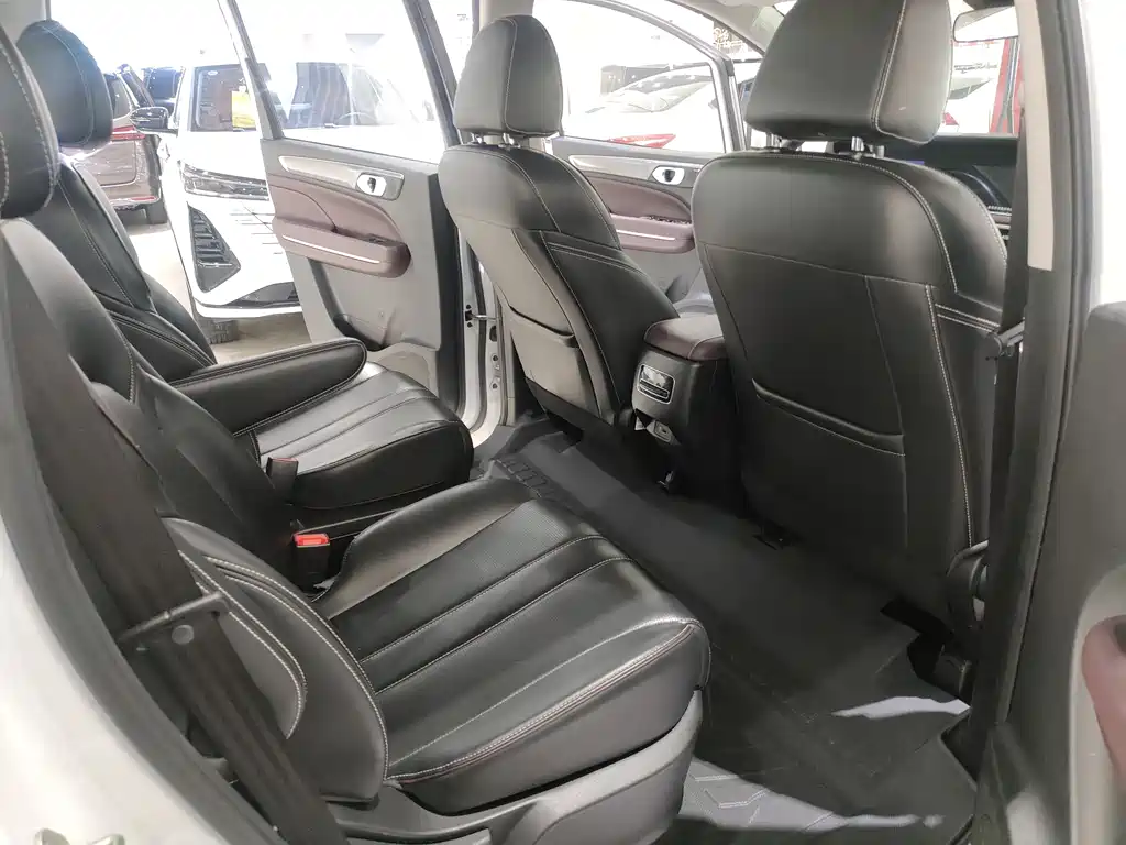 GAC Motor Trumpchi M6 2024 — фото 10