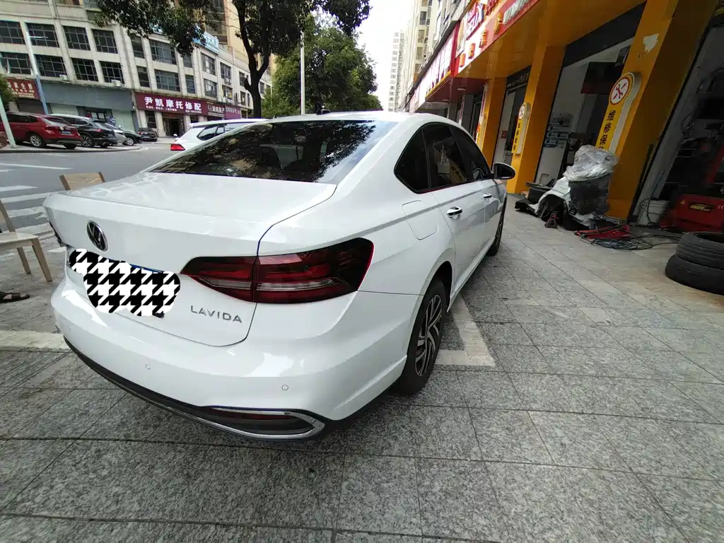 Volkswagen Lavida 2025