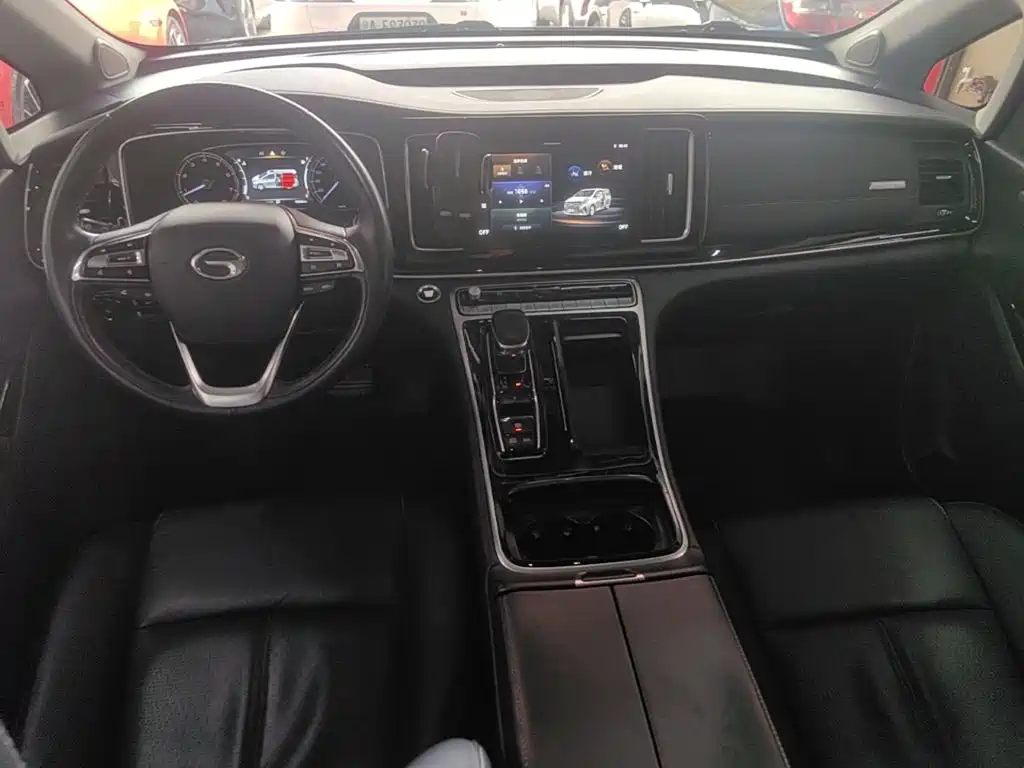 GAC Motor Trumpchi M8 2021 — фото 10