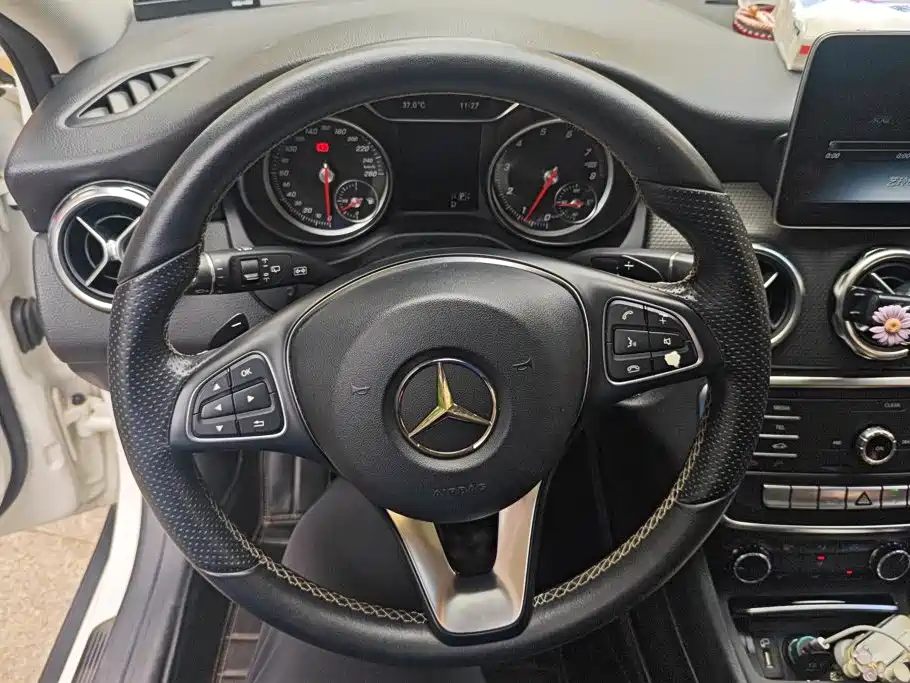 Mercedes-Benz GLA 2019 — фото 15