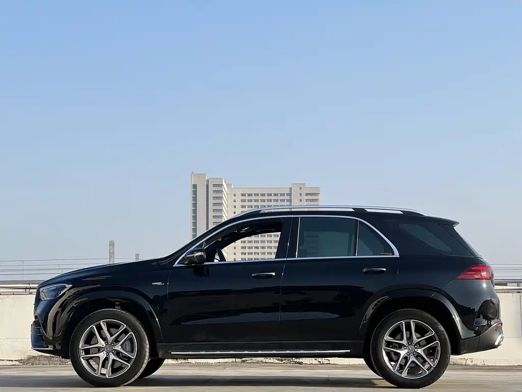 Mercedes-Benz GLE AMG 2024 — фото 11