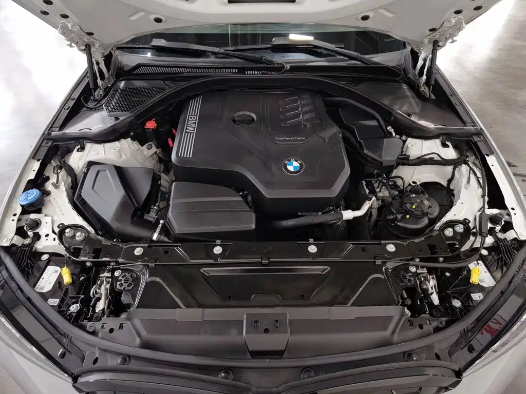 BMW 3 Series 2024