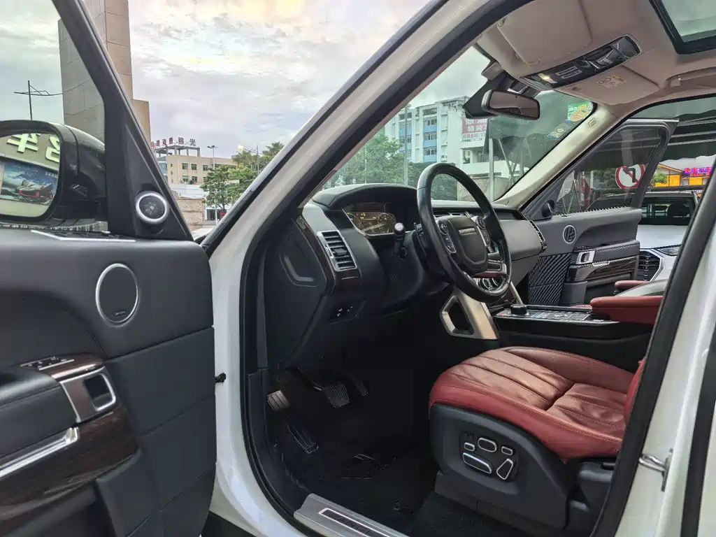 Land Rover Range Rover 2015 — фото 10