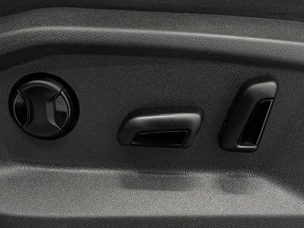 Volkswagen T-Roc 2021 — фото 8
