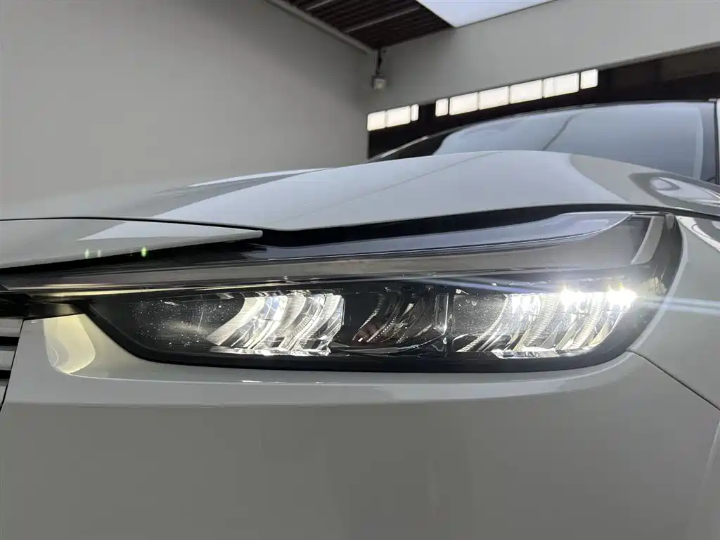 Honda Vezel 2023 — фото 8