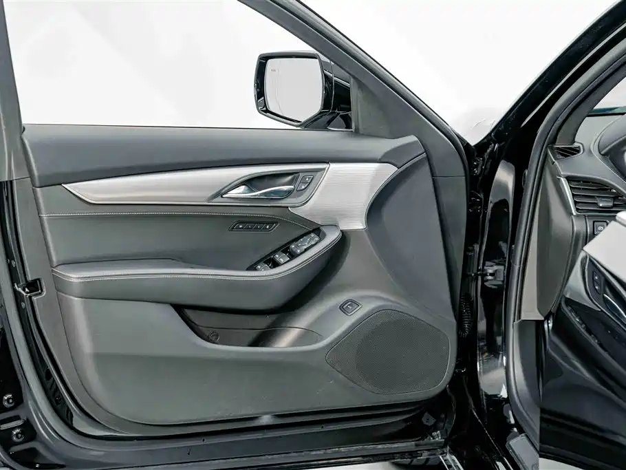 Cadillac CT5 2022 — фото 15