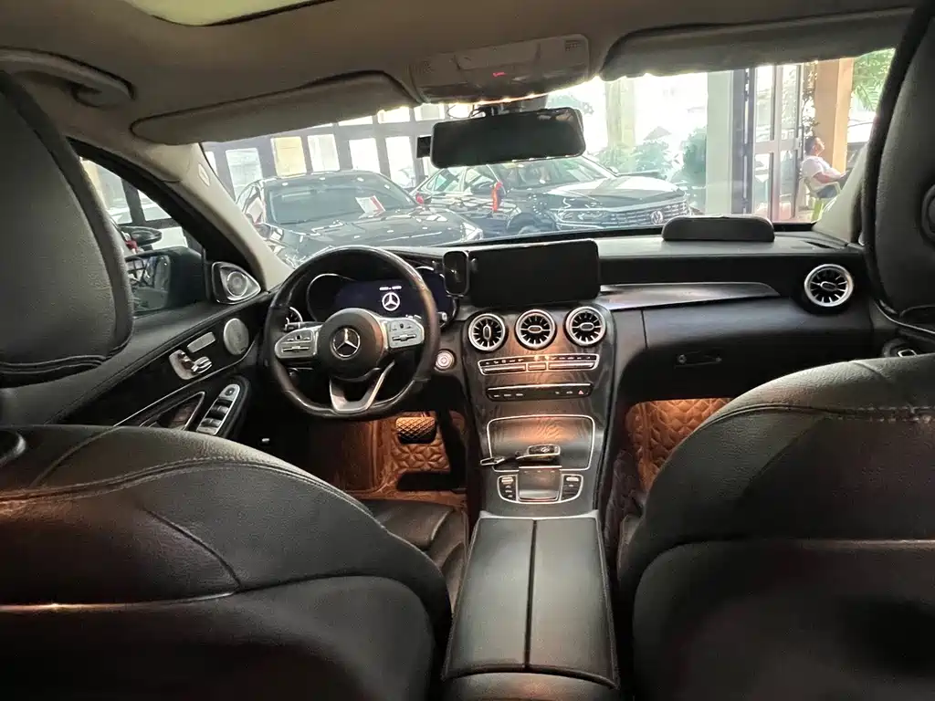 Mercedes-Benz C-Class 2020 — фото 8