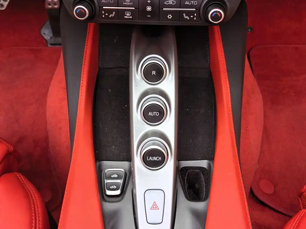 Ferrari Portofino 2019 — фото 19