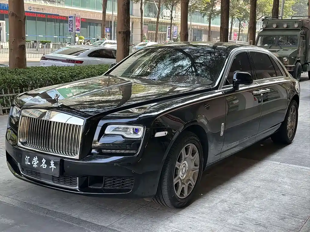 Rolls-Royce Ghost 2019 — фото 1
