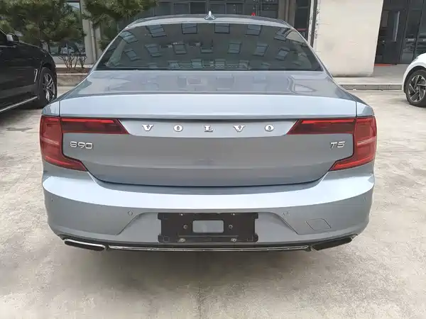 Volvo S90 2018
