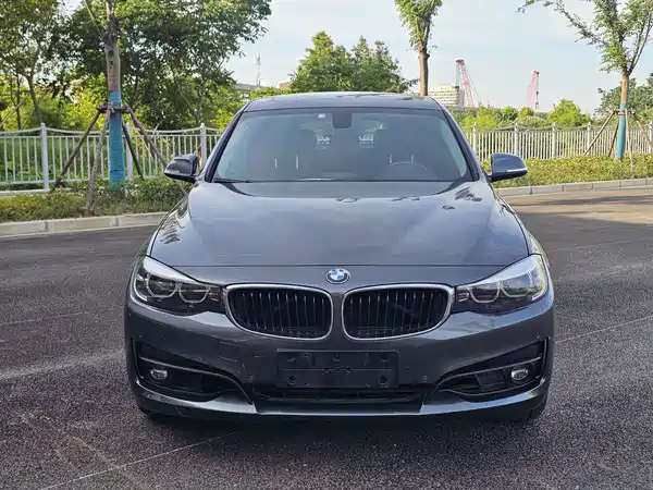 BMW 3 Series GT 2018
