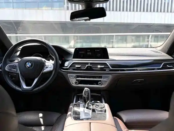 BMW 7 Series 2017
