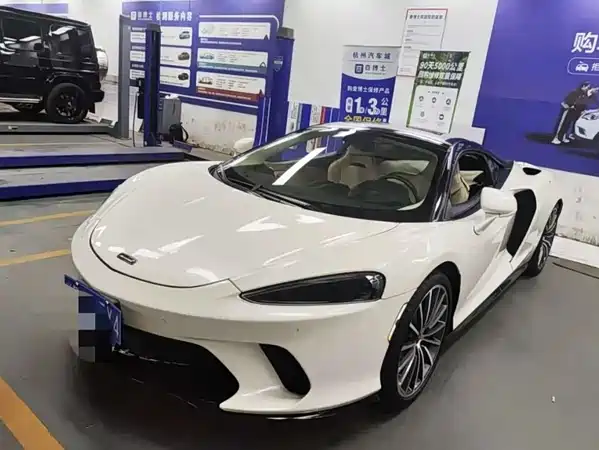McLaren GT 2021