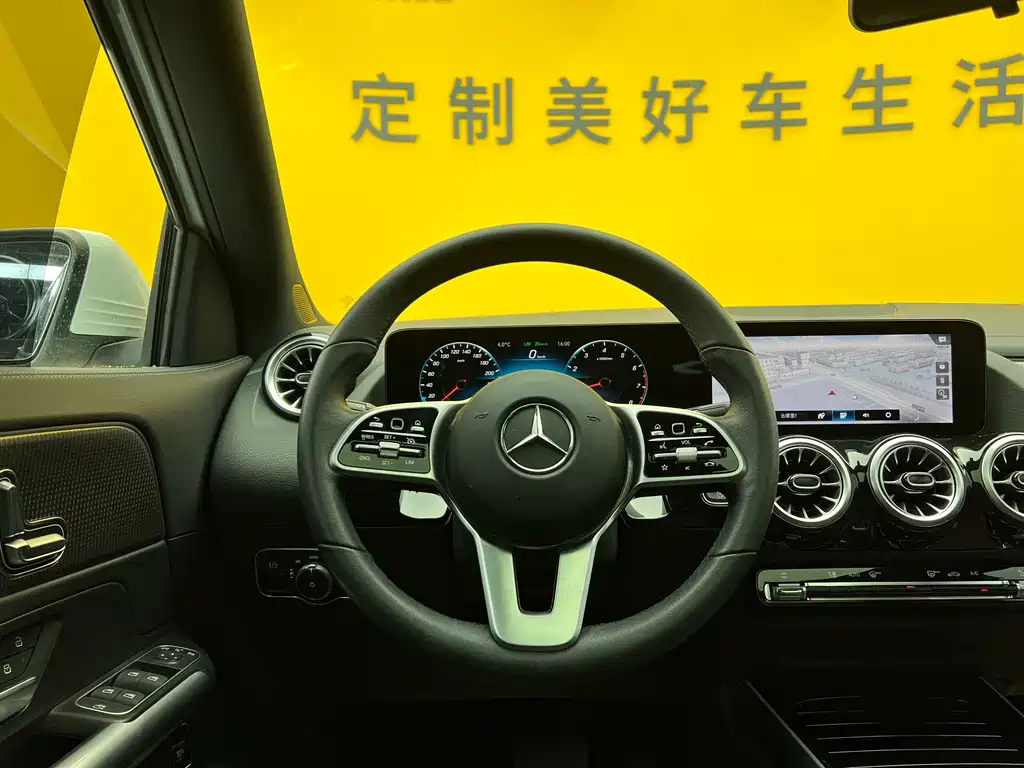 Mercedes-Benz GLA 2022 — фото 11