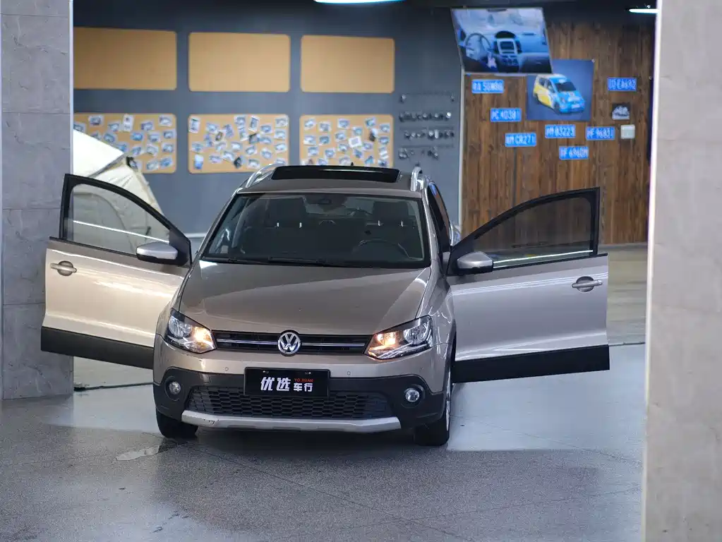 Volkswagen Polo 2015