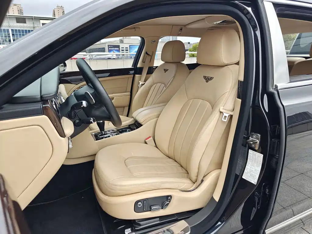 Bentley Mulsanne 2013 — фото 18